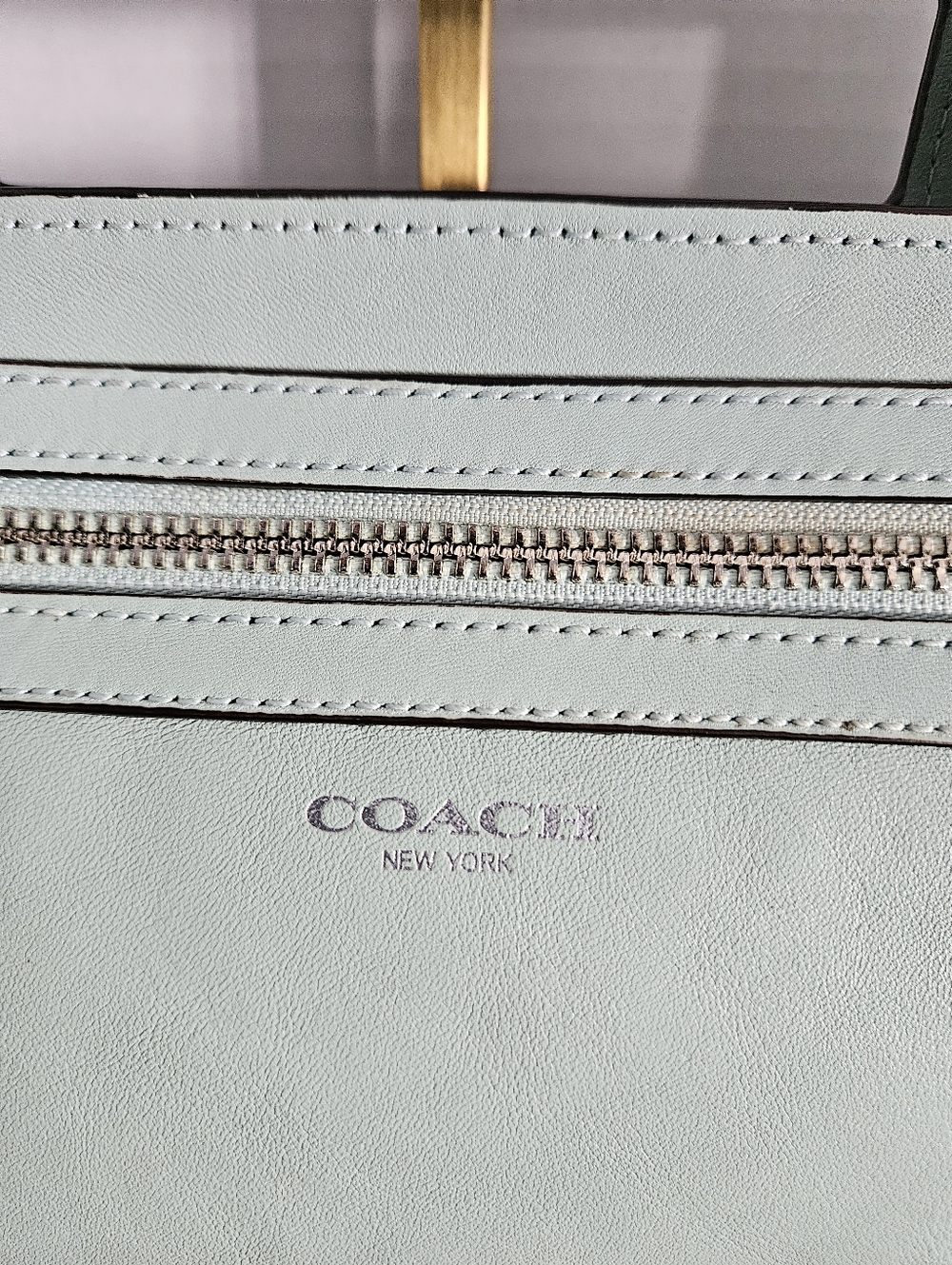 Coach Mint Green Glove Tanned Leather Legacy Basket Clutch Y2k - Picture 3 of 12